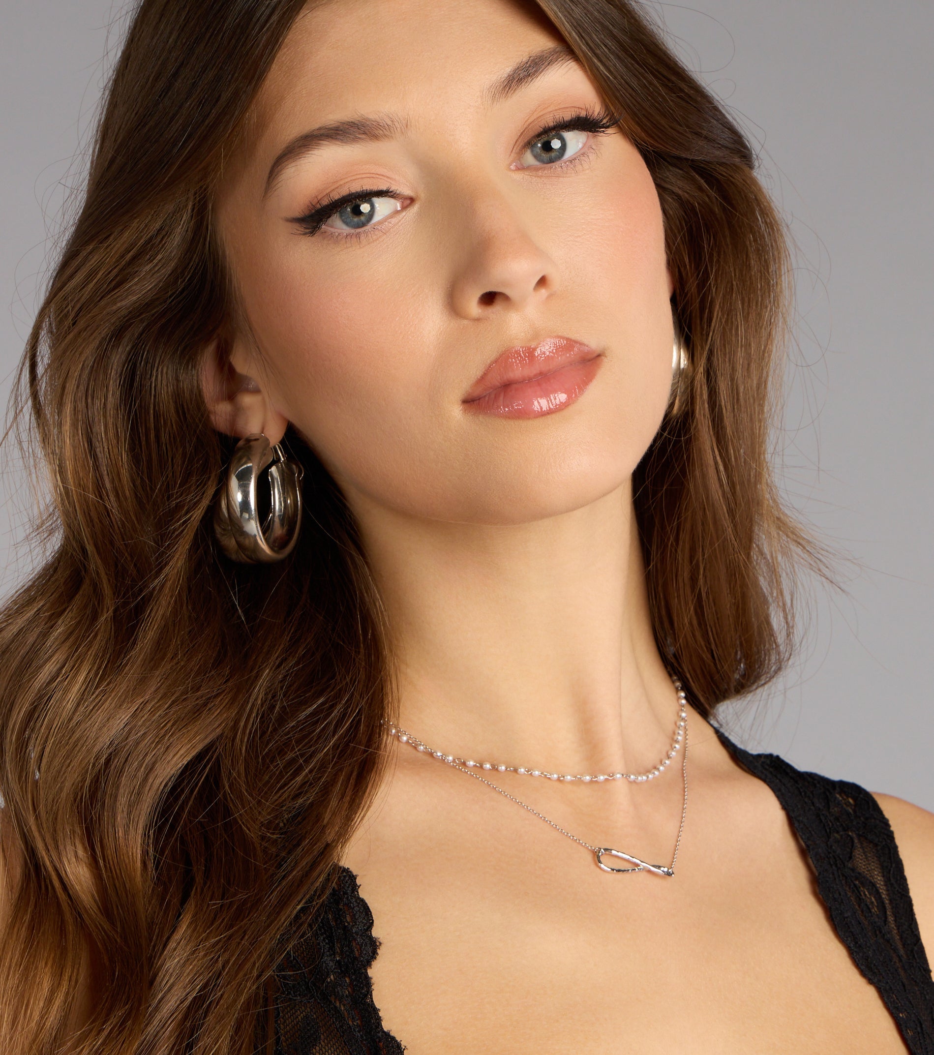 Endless Glow Infinity Necklace
