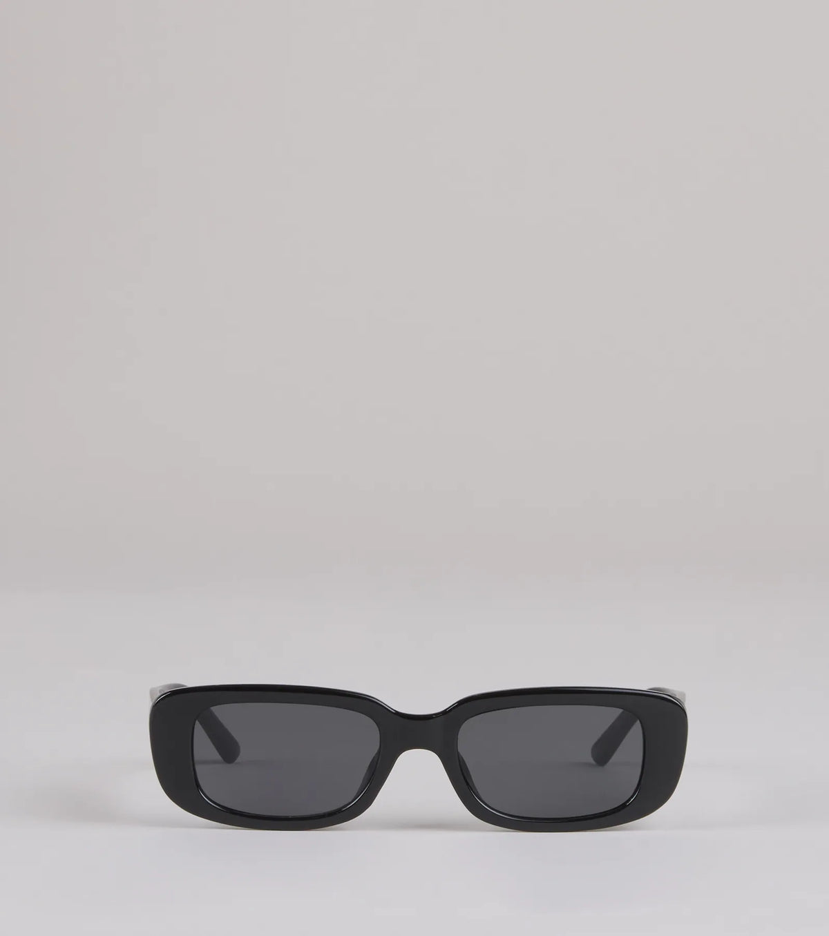 Girl On The Go Square Sunglasses