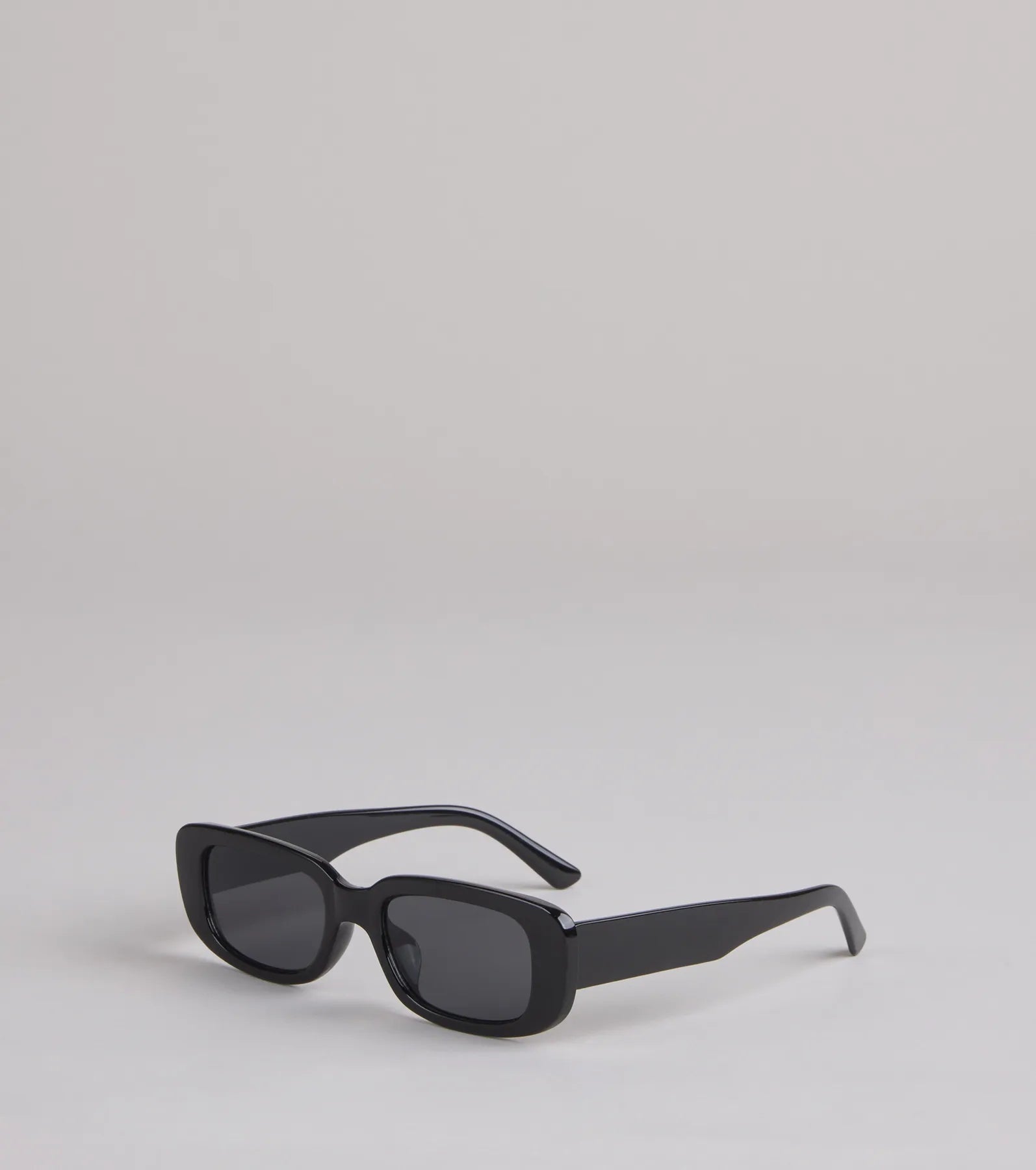 Girl On The Go Square Sunglasses