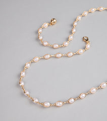 Everyday Elegance Faux Pearl Chain Belt